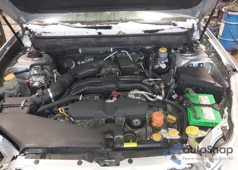 2014 Subaru Outback 2.5I Premium z USA, uszkodzony, nr VIN 4S4BRCDC1E3275706